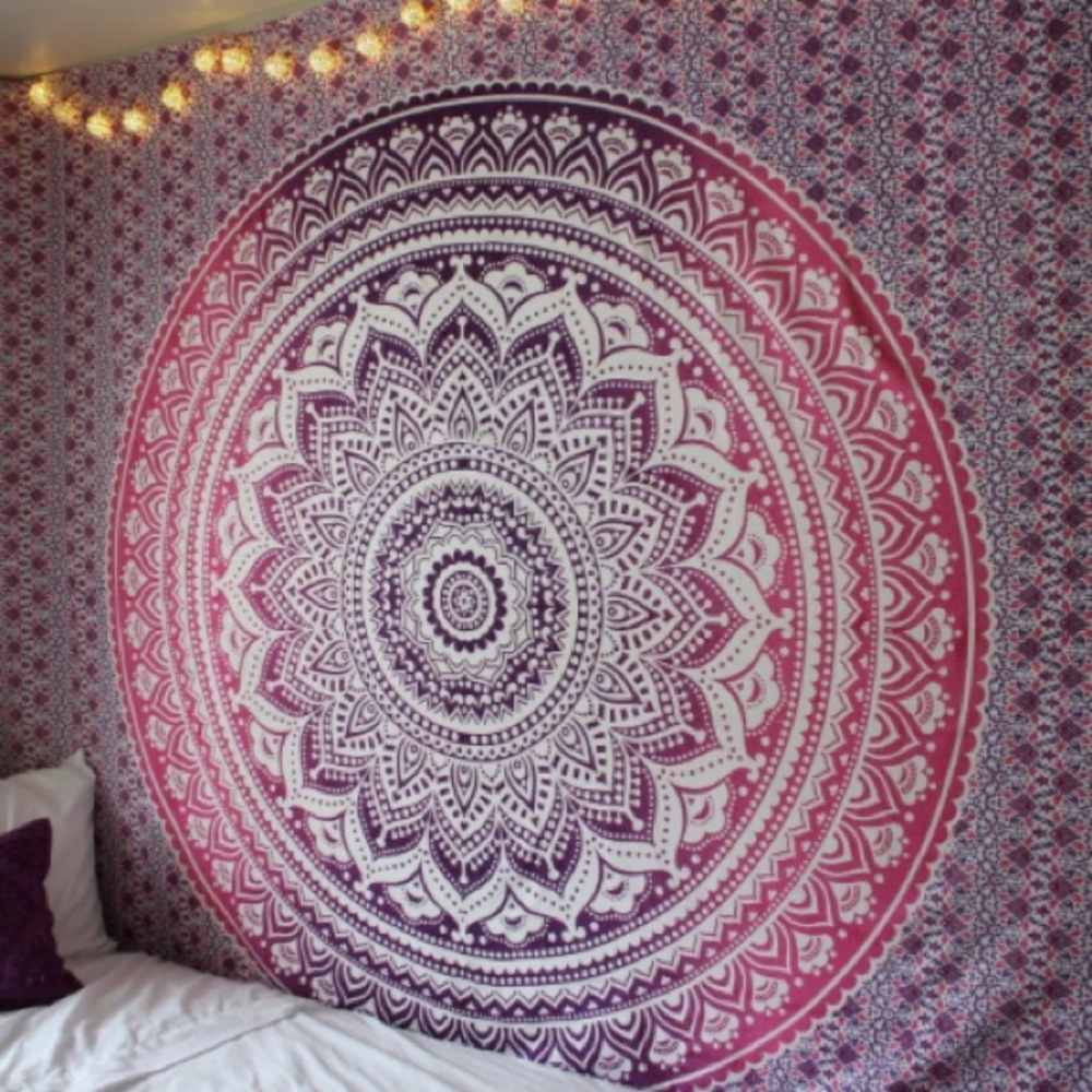 Pink and purple mandala tapestry 💜💗